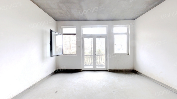 森林湖山庄南区二手房实景图