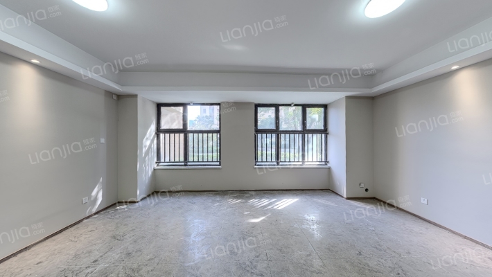 高铁城二手房实景图