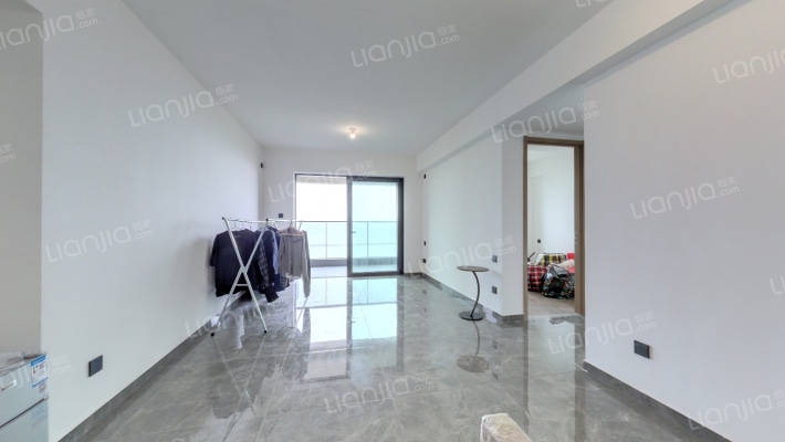 越秀潮樾府二手房实景图