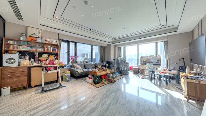 万科翡翠长江二手房实景图