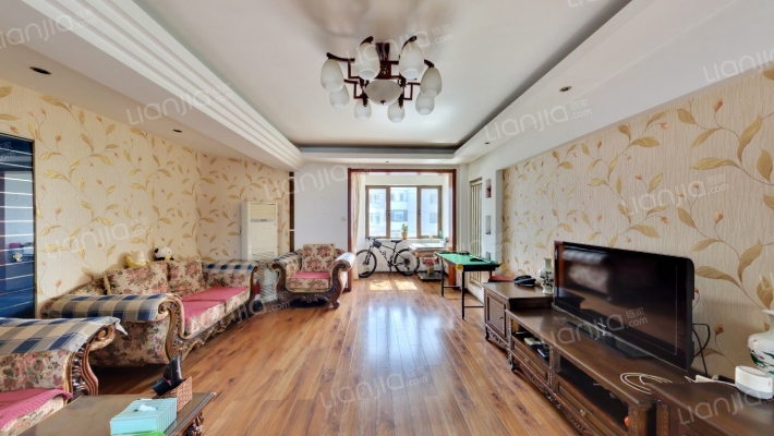 世家新苑二手房实景图