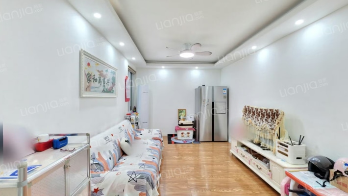 银龙花园三期二手房实景图