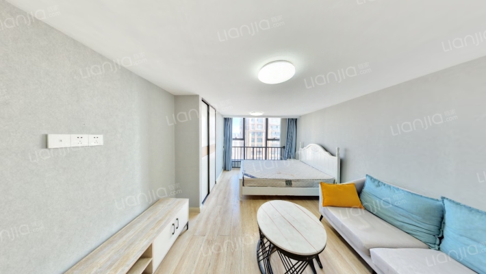 万彩城二手房实景图