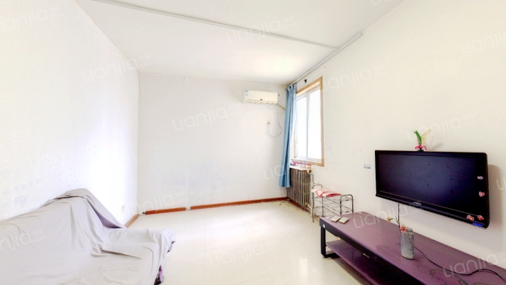 中房·美地二手房实景图