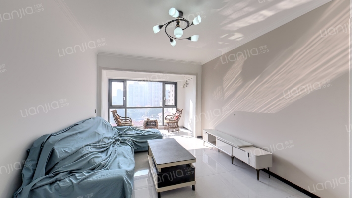 棕榈泉二手房实景图