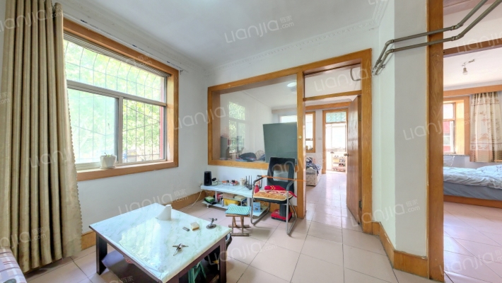 西园街区政府小区二手房实景图