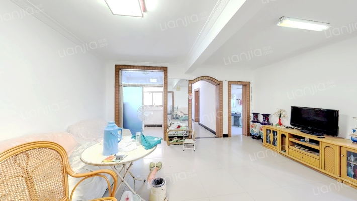 明鸿花园二手房实景图