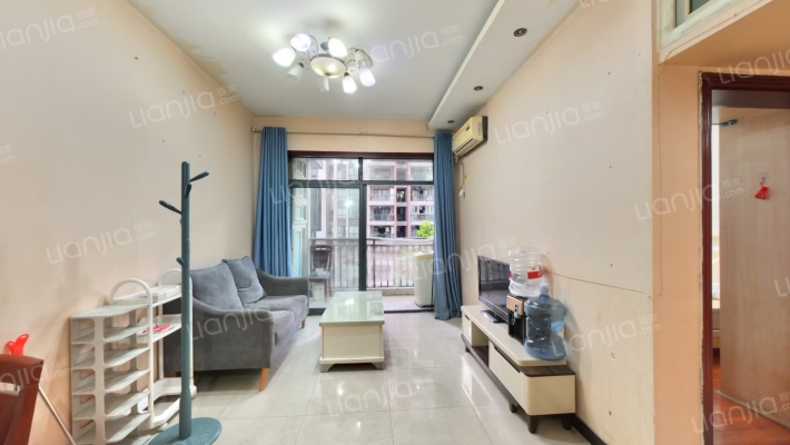 万达广场锋邸二手房实景图