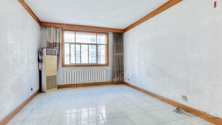 检察院小区二手房实景图