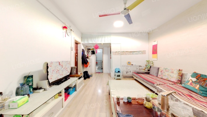 三里庄4号院二手房实景图