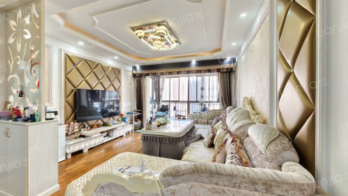 花果园S3区二手房实景图