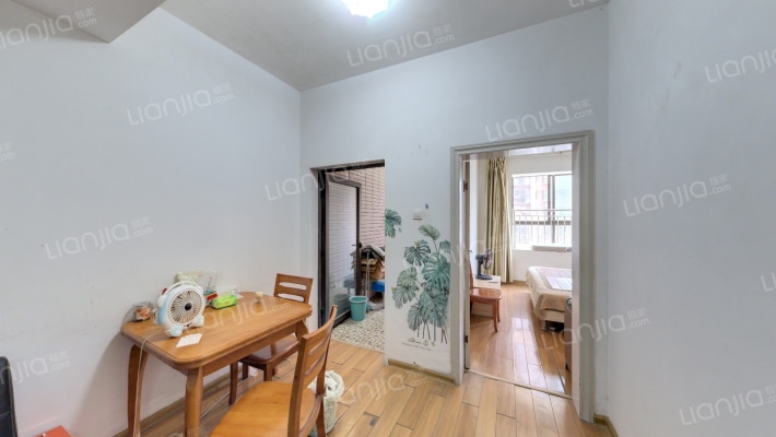 金房万树丹堤二手房实景图