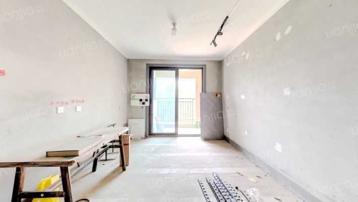 华瑞紫韵雅园二手房实景图