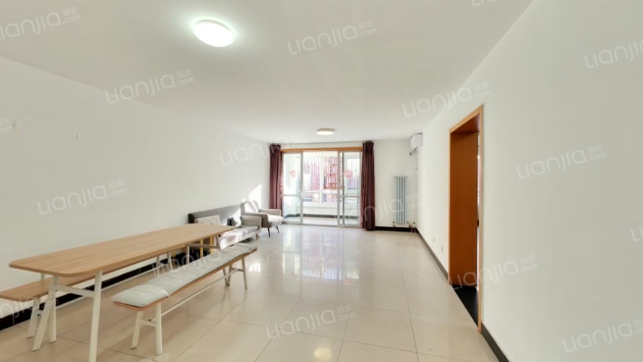 龙跃苑四区二手房实景图