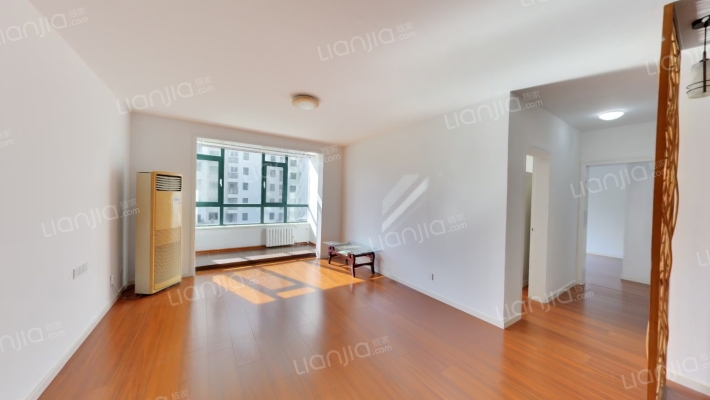 新贵都三期二手房实景图