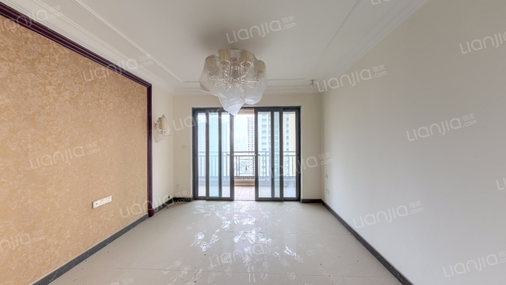 恒大绿洲四期二手房实景图