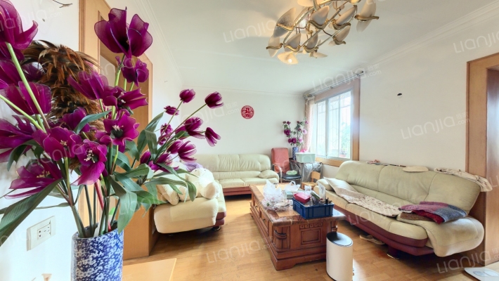 小石坝机车厂宿舍二手房实景图