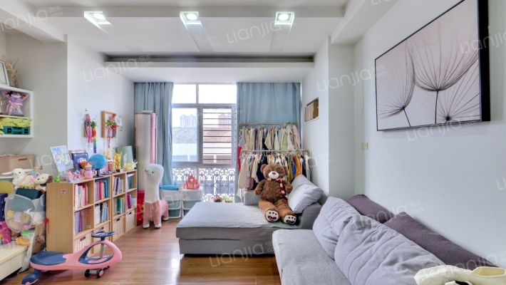 金鼎大厦二手房实景图