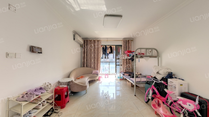 怡安皇庭二手房实景图