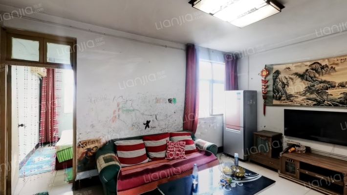 药胶厂家属院二手房实景图