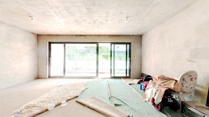 中铁诺德山海春风二手房实景图