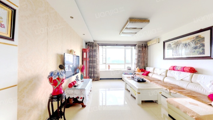 颐和佳苑二手房实景图