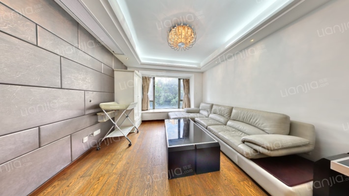 嘉里桦枫居北区二手房实景图