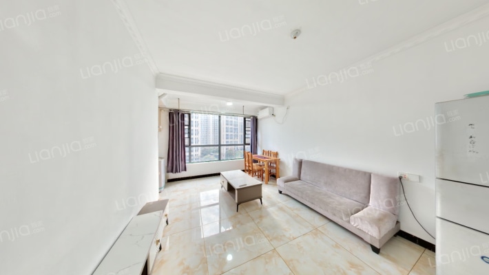 长房半岛蓝湾二期二手房实景图