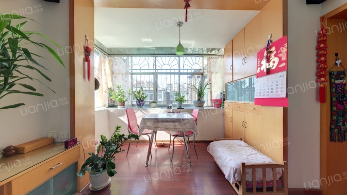 江岸小区月江里二手房实景图