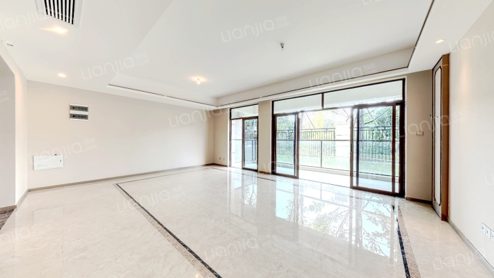 领地溪山蘭台二手房实景图