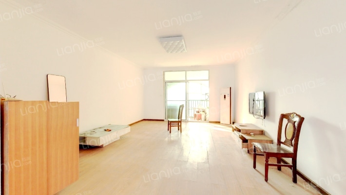 广场花园二手房实景图