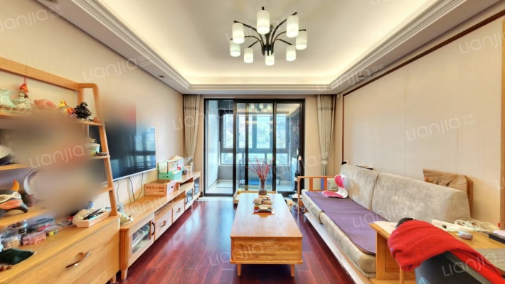 金地繁华里二手房实景图