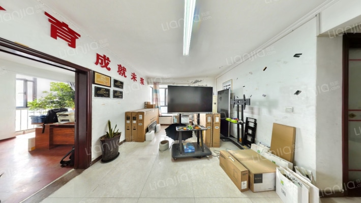 白庙所住宅楼二手房实景图