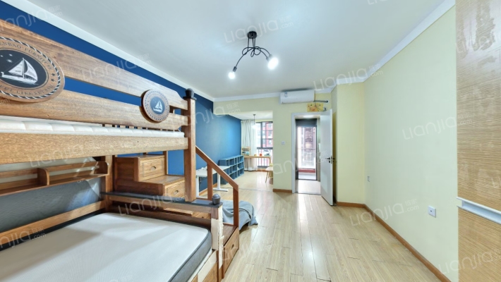 龙湖U城一组团二手房实景图