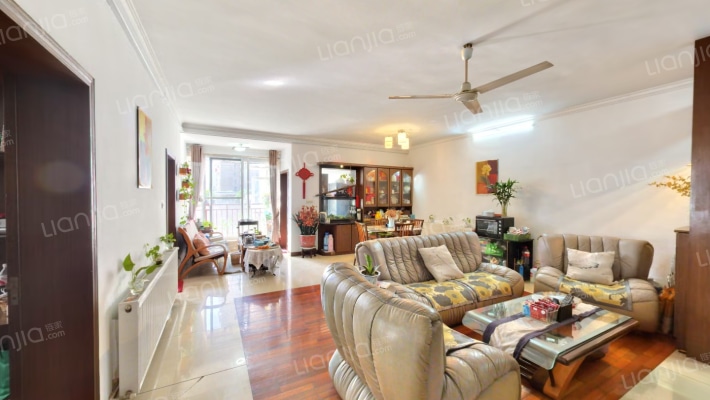 鹦鹉大道275号二手房实景图