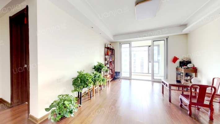 中海九樾二手房实景图