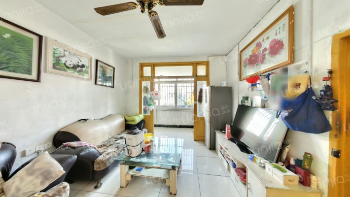 双新苑二手房实景图