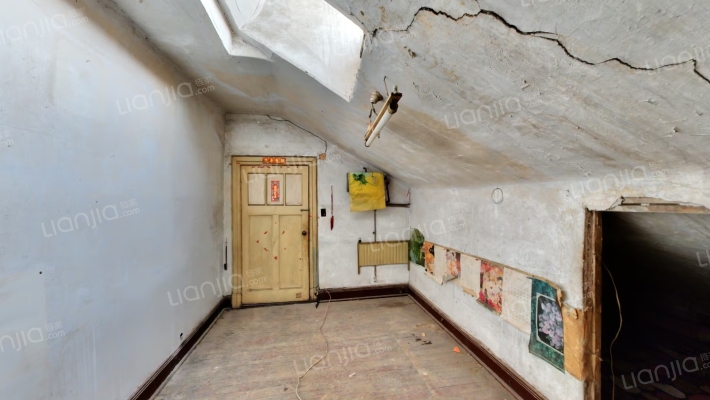 华卫里二手房实景图