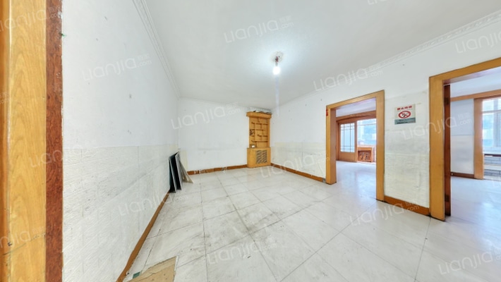 南小巷103号院二手房实景图