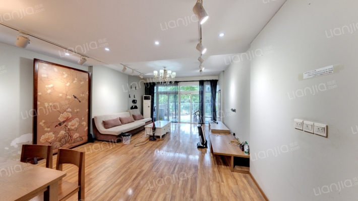 旭日凤凰城二手房实景图