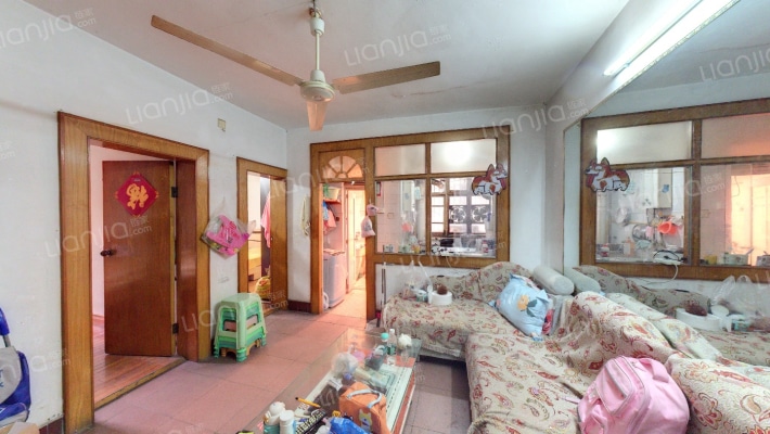 建国村小区二手房实景图