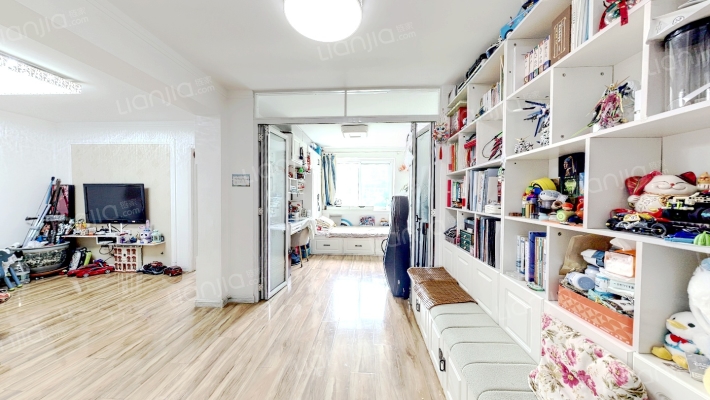 东明里二手房实景图