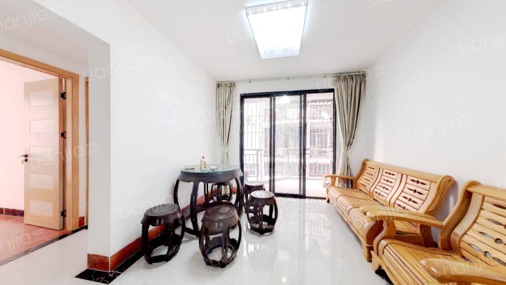 顺港楼二手房实景图