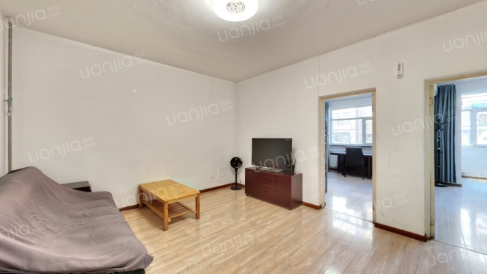 省建材局宿舍院二手房实景图