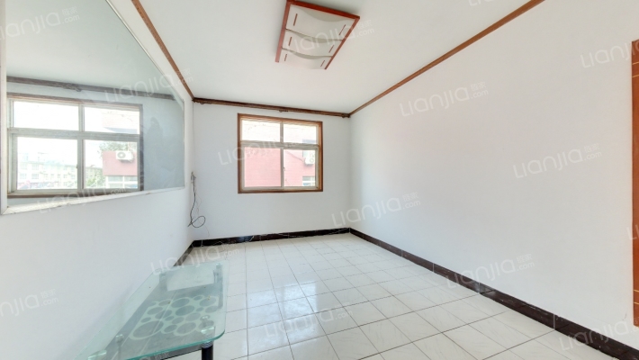 登封路13号院二手房实景图