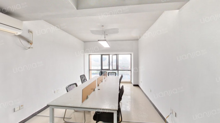 勤诚达雅阁国际二手房实景图