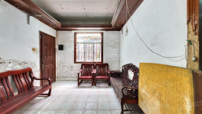 龙母庙街二手房实景图