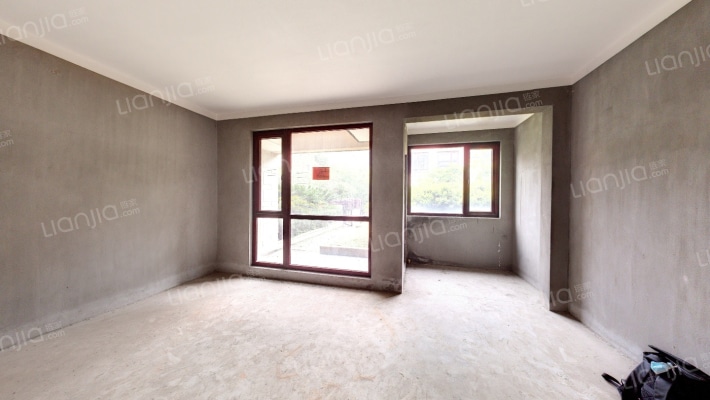 诺顶庄园二手房实景图