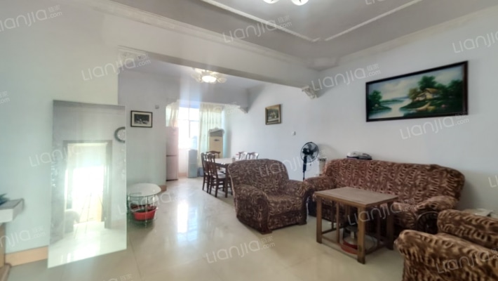 桥东商场家属楼二手房实景图