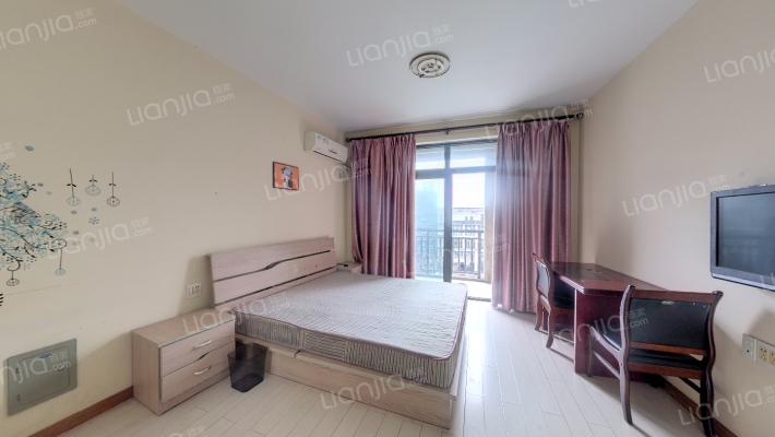 海陆世贸寓所二手房实景图